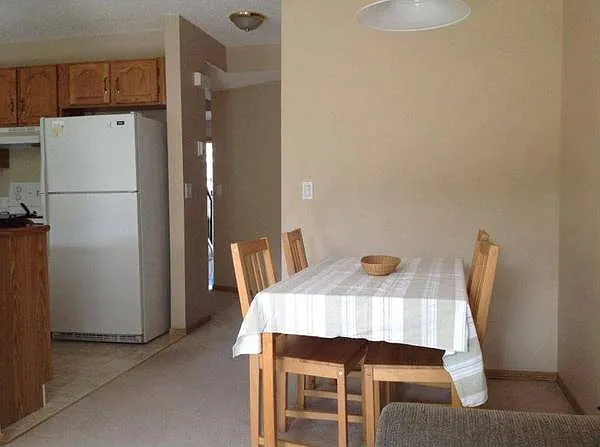 Country Hills Vlg NW — Photo 15