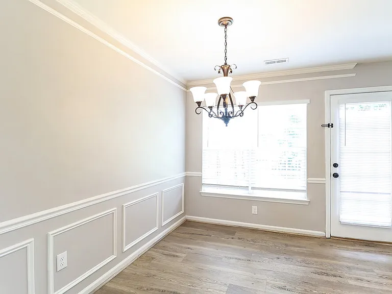 3620 Luton Ct — Photo 7