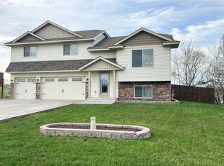 1000 Nelson Ave, Mora, MN 55051