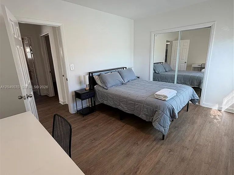 1215 NE 109th St #1215 — Photo 9