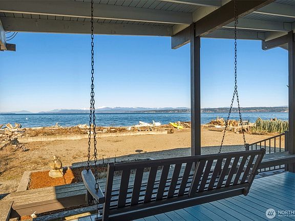 3rd image of 903 Port Susan Terrace Road