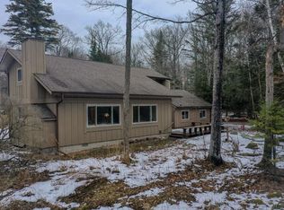 4153 Glidden Dr, Sturgeon Bay, WI 54235