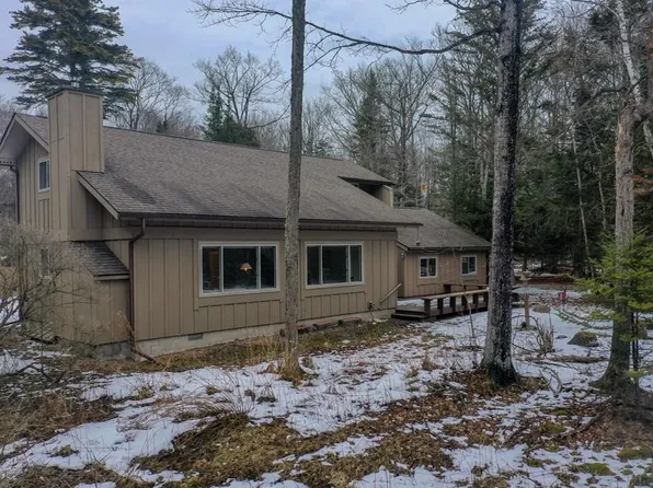 4153 Glidden Dr, Sturgeon Bay, WI 54235