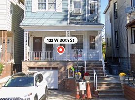 133 W 30th St, Bayonne, NJ