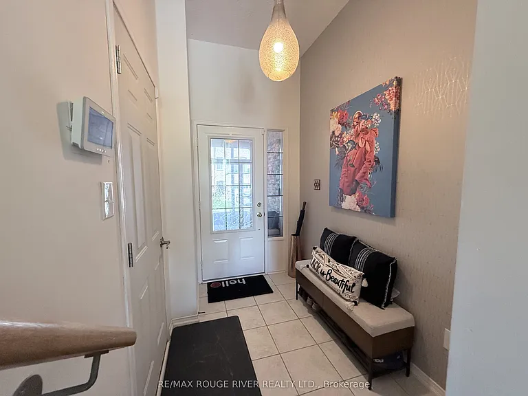 906 Audley Rd N — Photo 5
