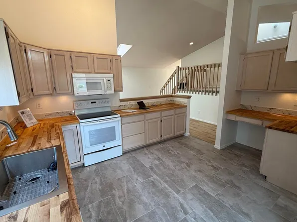 508 Creekside Ct, Golden, CO 80403
