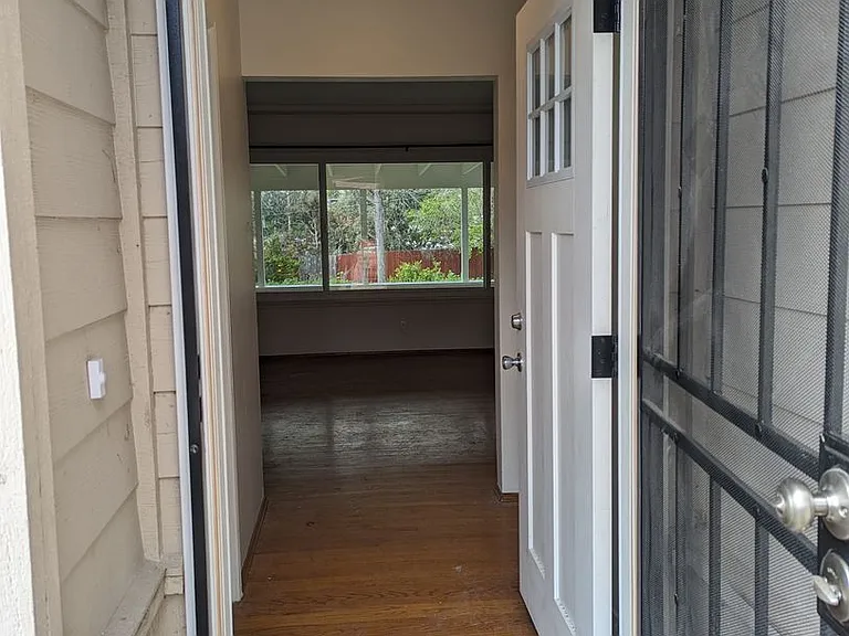 6776 Hibiscus Dr — Photo 3