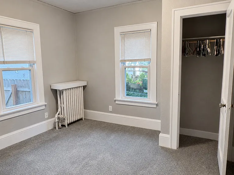 1381 Saint Clair Ave — Photo 6