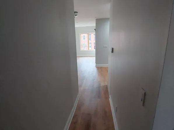 427 Pulaski Street image 11 of 54