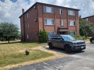 13959 Dori Ln APT 2S, Crestwood, IL 60418