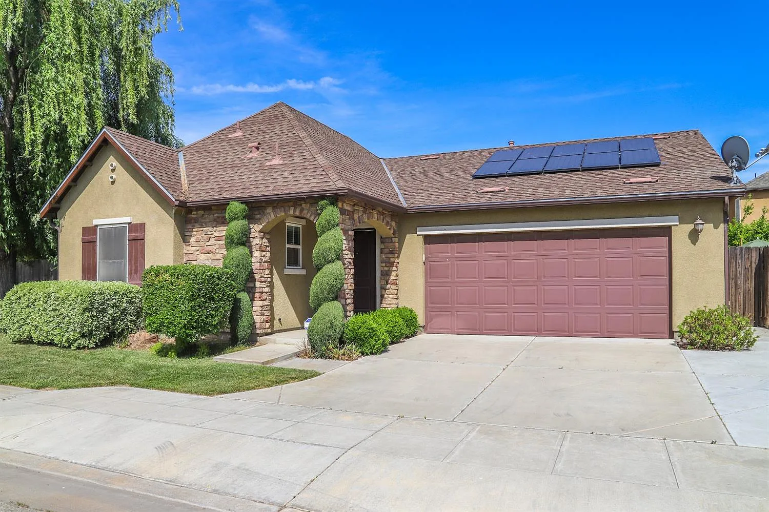 479 S Bundy Dr photo 1
