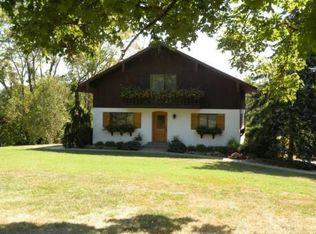 3051 Kleeman Ct, Cincinnati, OH 45211