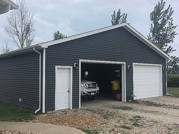 Unattached shed 30x60