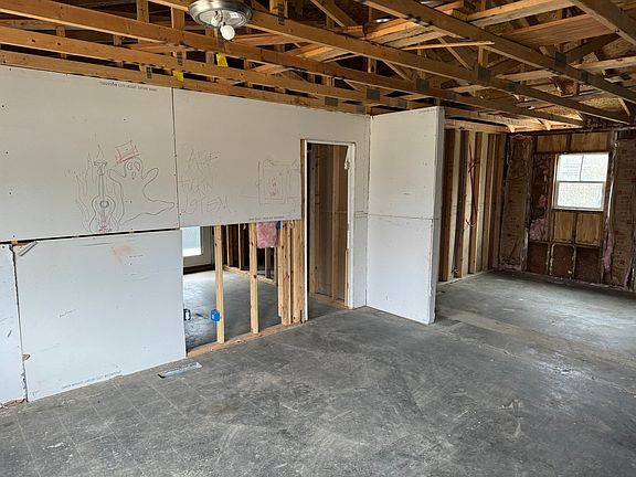 3rd image of 5220 W 36th Ct