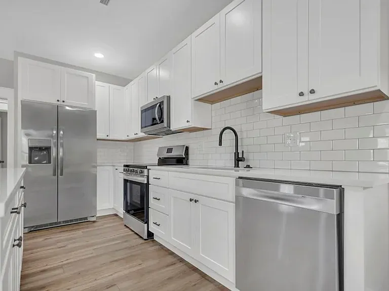 307 W Kenwood Dr — Photo 28