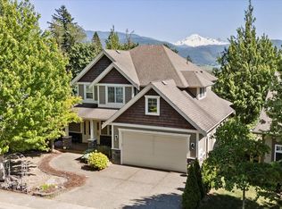 36472 Cardiff Pl, Abbotsford, BC V3G3G4