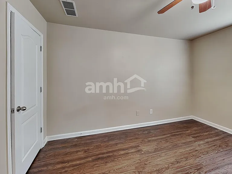 148 Crescent Woode Dr — Photo 23