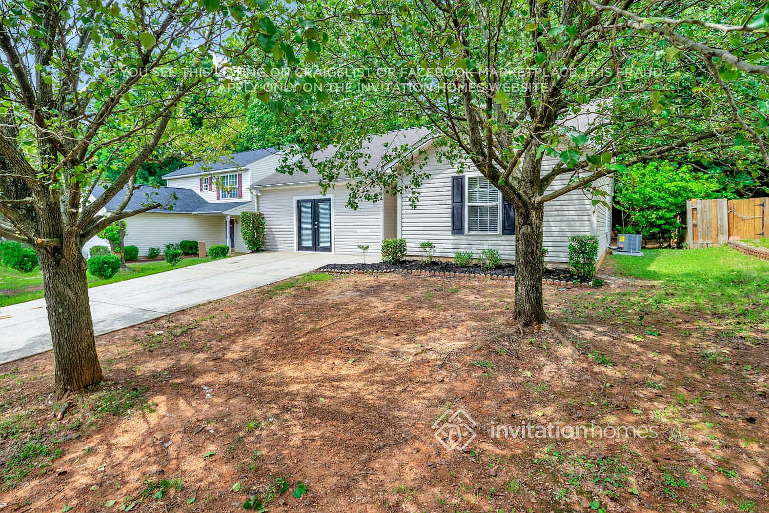 234 Graham Meadow Dr Charlotte, NC 28213 — Photo 3