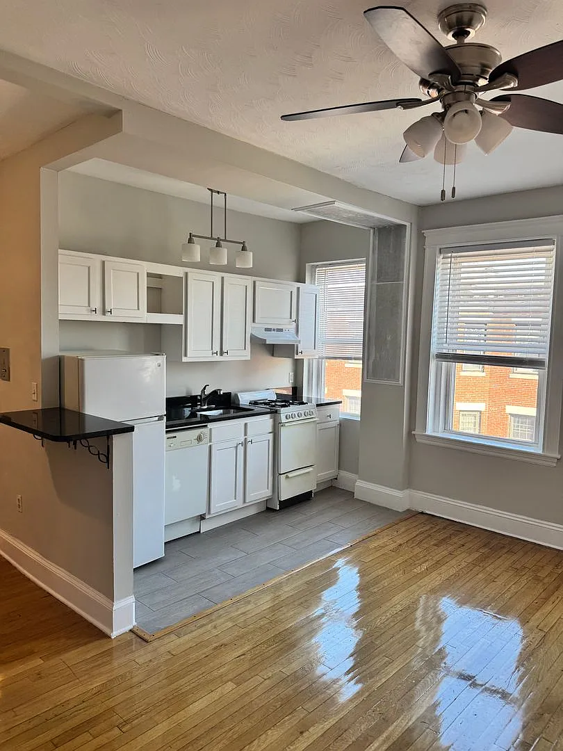 Studio in Allston is available now — Photo 1