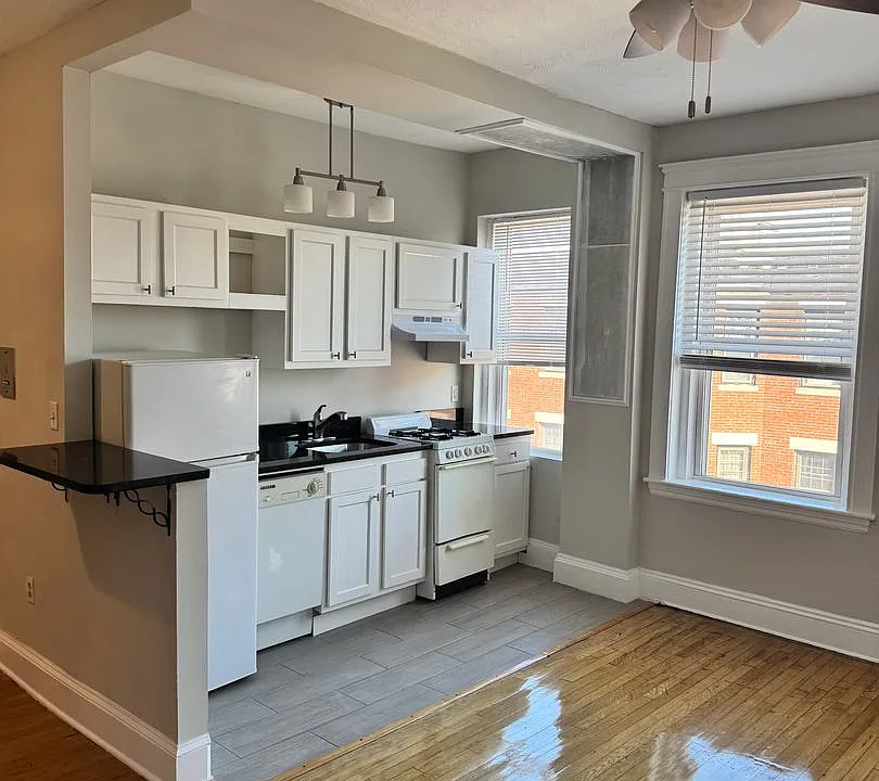 1185 Commonwealth Ave #15
