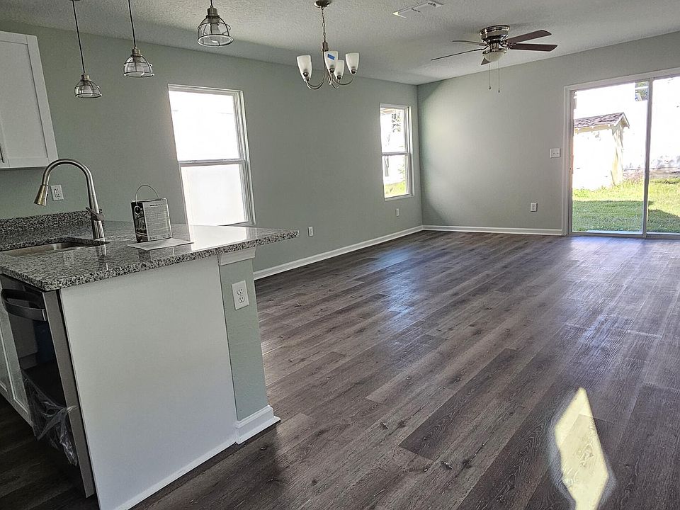 1st image of 1247 PANGOLA Drive