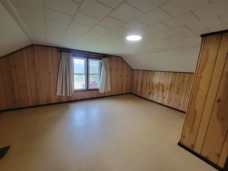 1151 Pease Rd — Photo 31