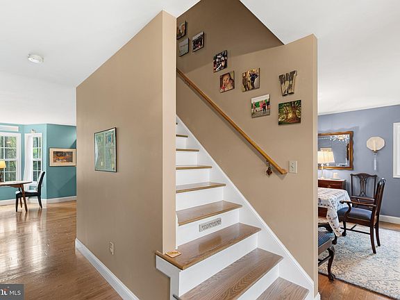 5th image of 41265 Queen Arbor Ct