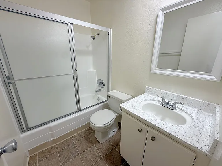 5245 Chesebro Rd — Photo 30