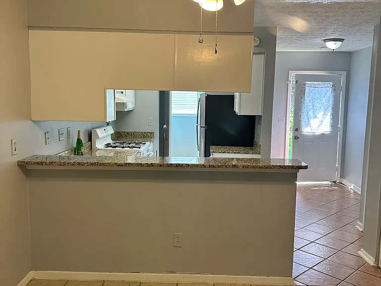 6638 Ramsgate Way — Photo 3
