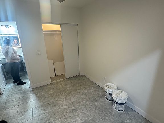 4th image of 717 School Ave #6