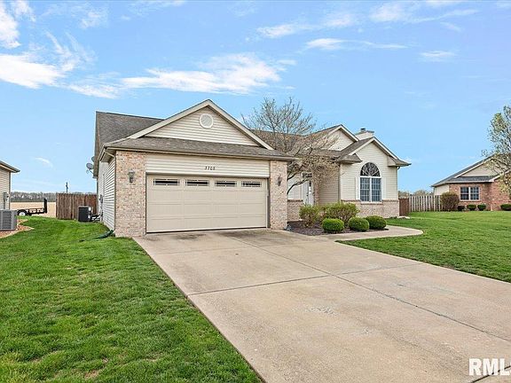 3rd image of 3708 Switchgrass Ct