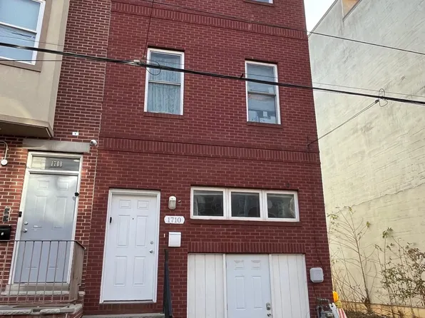 1710 Fontain St, Philadelphia, PA 19121