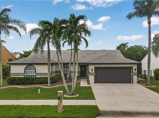 1507 SW 98th Ln, Davie, FL 33324