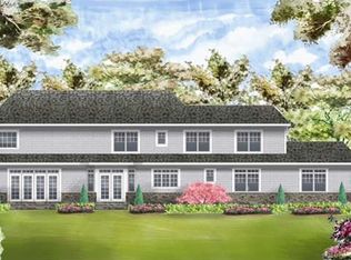 2 Aspen Gate, Manhasset, NY 11030