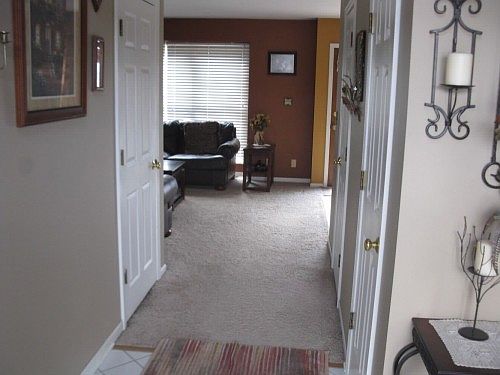 5th image of 606 Terry Ln