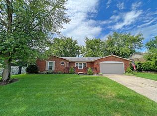 85 Sesame St, Springboro, OH 45066