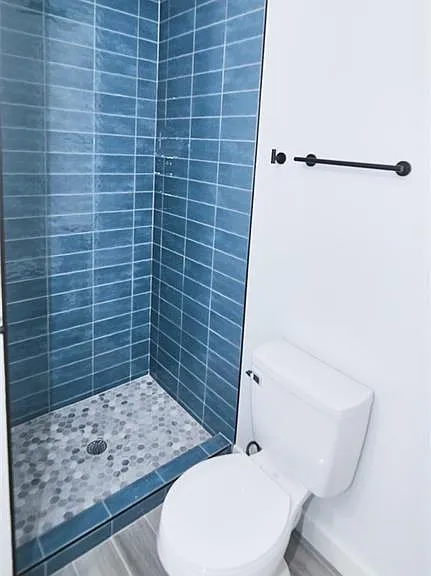 3300 Tom Green St #3 — Photo 24