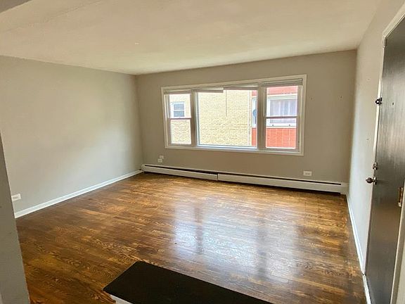 5th image of 3874 Ruby St APT 1W