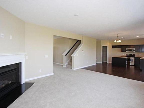 5th image of 5136 Climbing Rose Pl