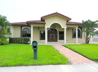690 E 57th St, Hialeah, FL 33013