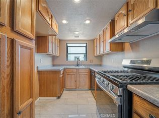 340 E Washington Blvd APT 2, Pasadena, CA 91104