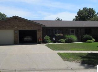 303 Court St, Stromsburg, NE 68666