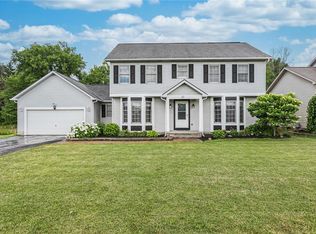 43 Dove Tree Ln, Rochester, NY 14626