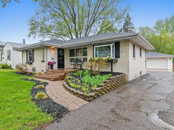 3844 Johnson St NE, Columbia Heights, MN 55421