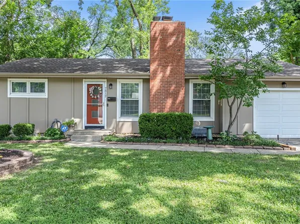 7812 W 72nd Ter, Overland Park, KS 66204