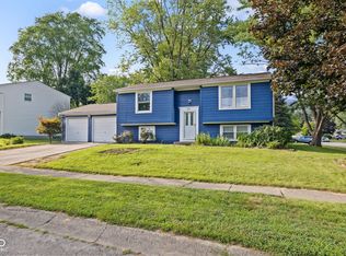 8814 Timberwood Dr, Indianapolis, IN