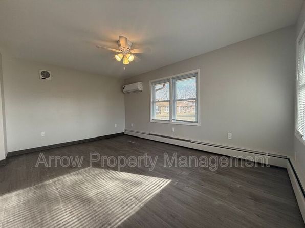 407 H St Building 23-6