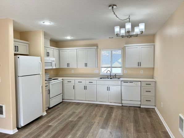 14609-14611 SE Lone Pine Dr