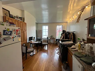 Rented by Green Line Realty