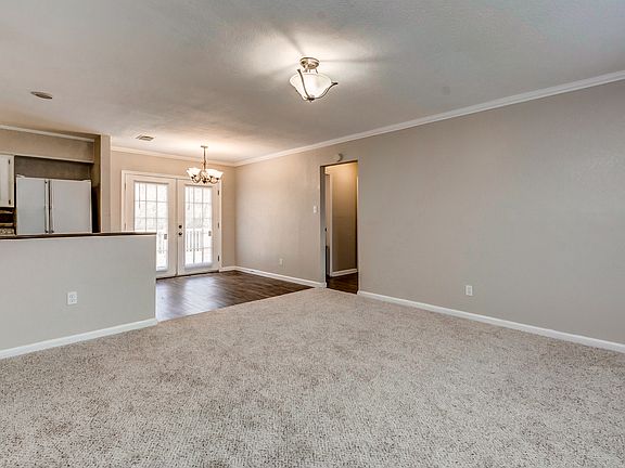 2nd image of 9113 Lazydale Ln